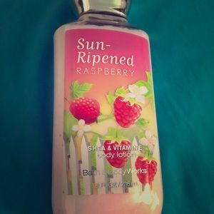 Bath and Body works Sun-Ripened Raspberry lotion